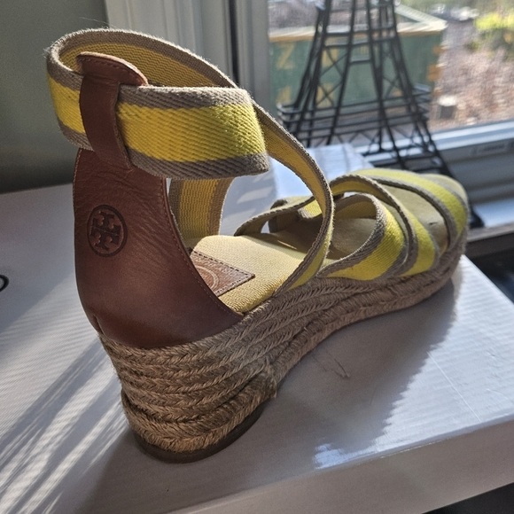 Tory Burch Bridee Espadrille | Color: Yellow/Tan | Size: 8 - Picture 3 of 5